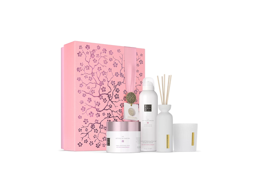 The Ritual of Sakura Gift Set L Foaming Shower Gel 200 ml, Body Cream 200 ml, Scented Candle 140 gr, Mini Fragrance Sticks 70 ml