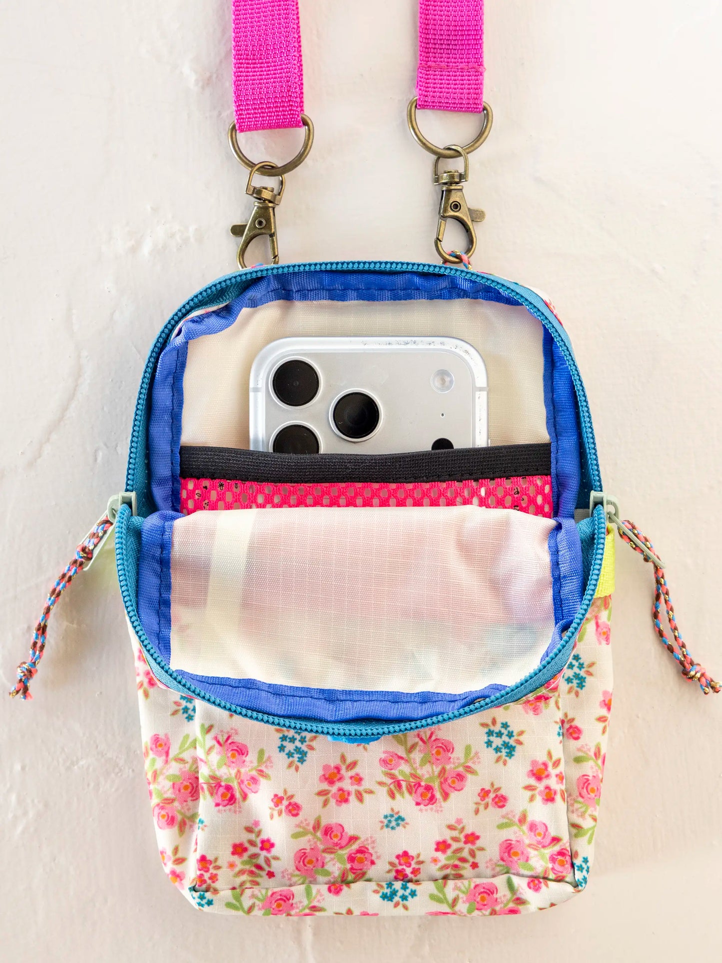 8-in-1 Pocket Crossbody - Pink Bouquet