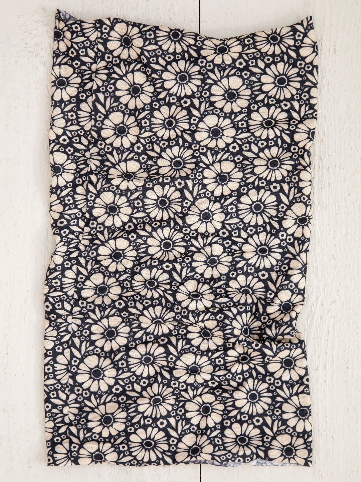 Full Boho BandeauÂ® Headband - Black White Daisies