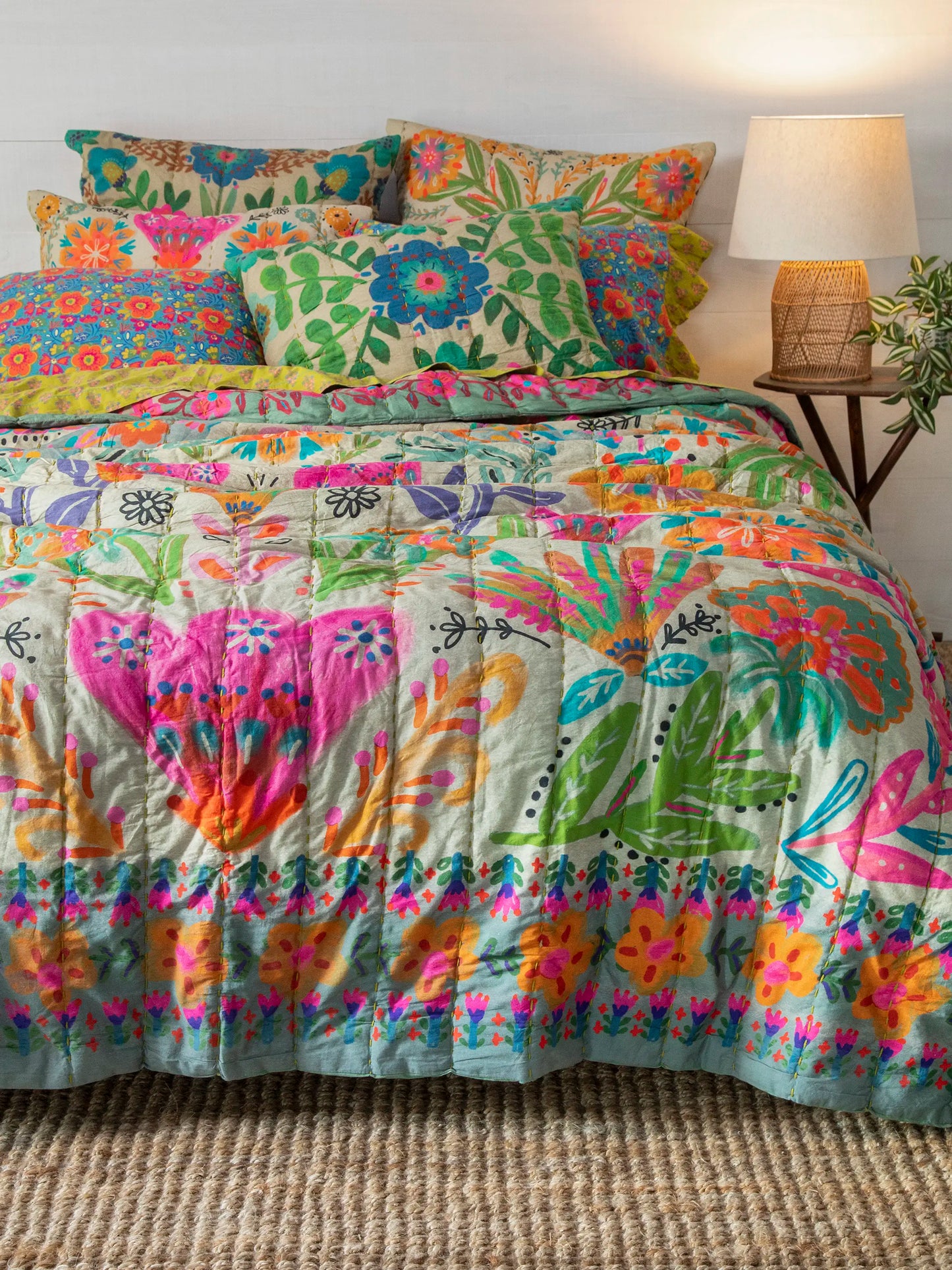 Bungalow Reversible Cotton Quilt - Free Spirit