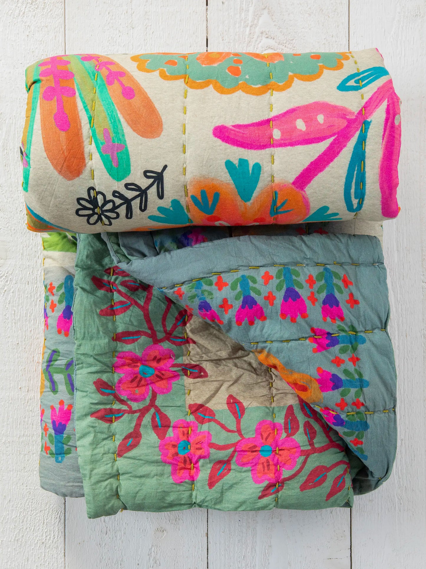 Bungalow Reversible Cotton Quilt - Free Spirit