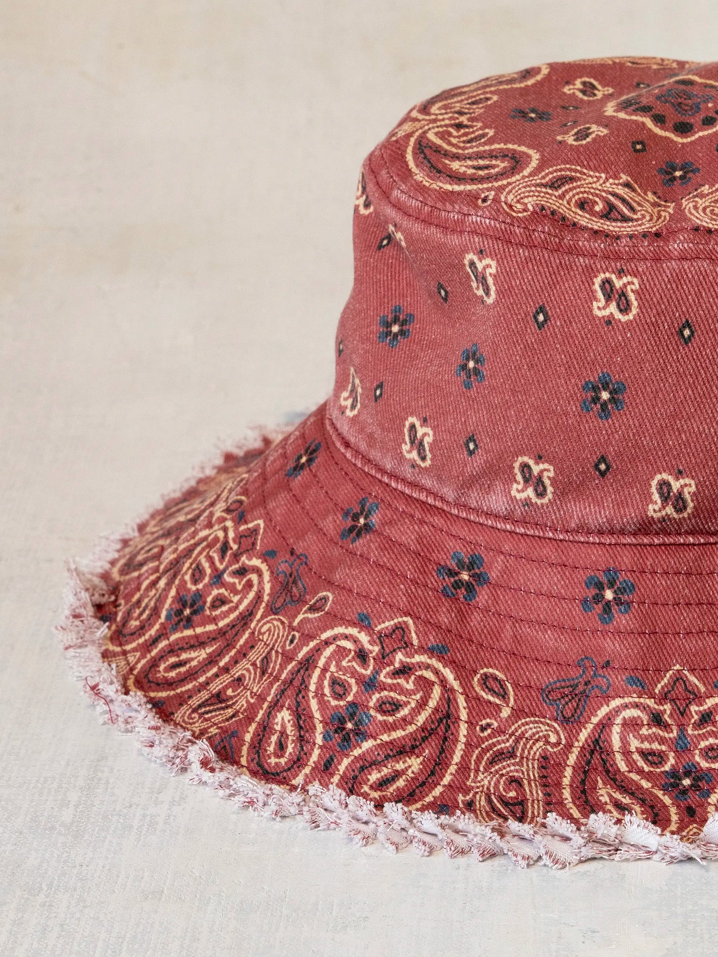 Sandy Days Bucket Hat - Brick Red Bandana