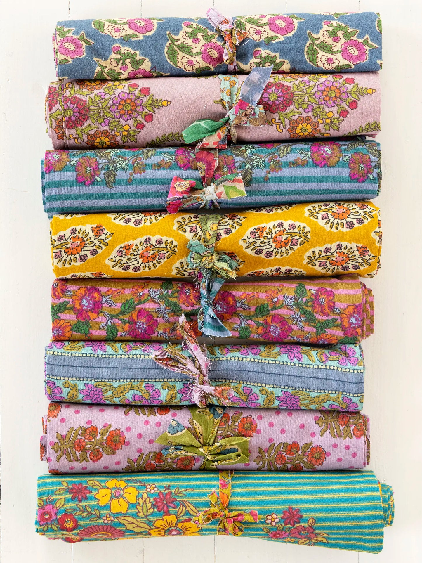 Mix & Match Cotton Pillowcase, Single - Coral Daisy Toss